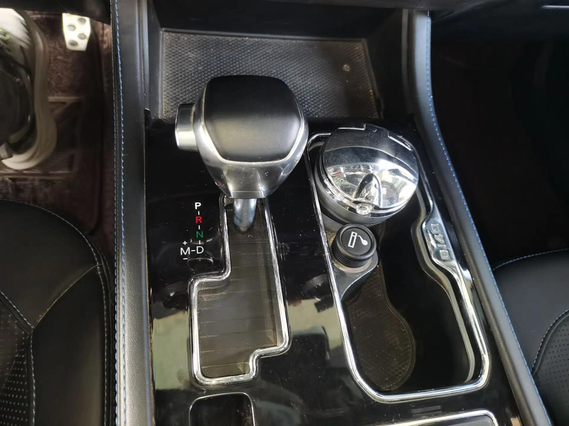 BAIC Off-Road BJ40 2018 PLUS 2.3T Automatic Four-Wheel Drive Flagship Version China V Emission Standard — миниатюра 14