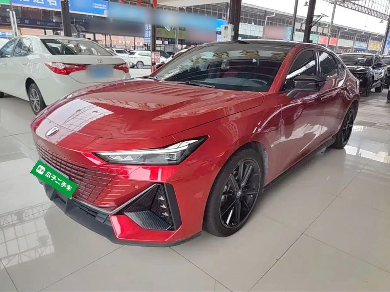 CHANGAN UNI-V 2022 1.5T Prestige Version — миниатюра 1
