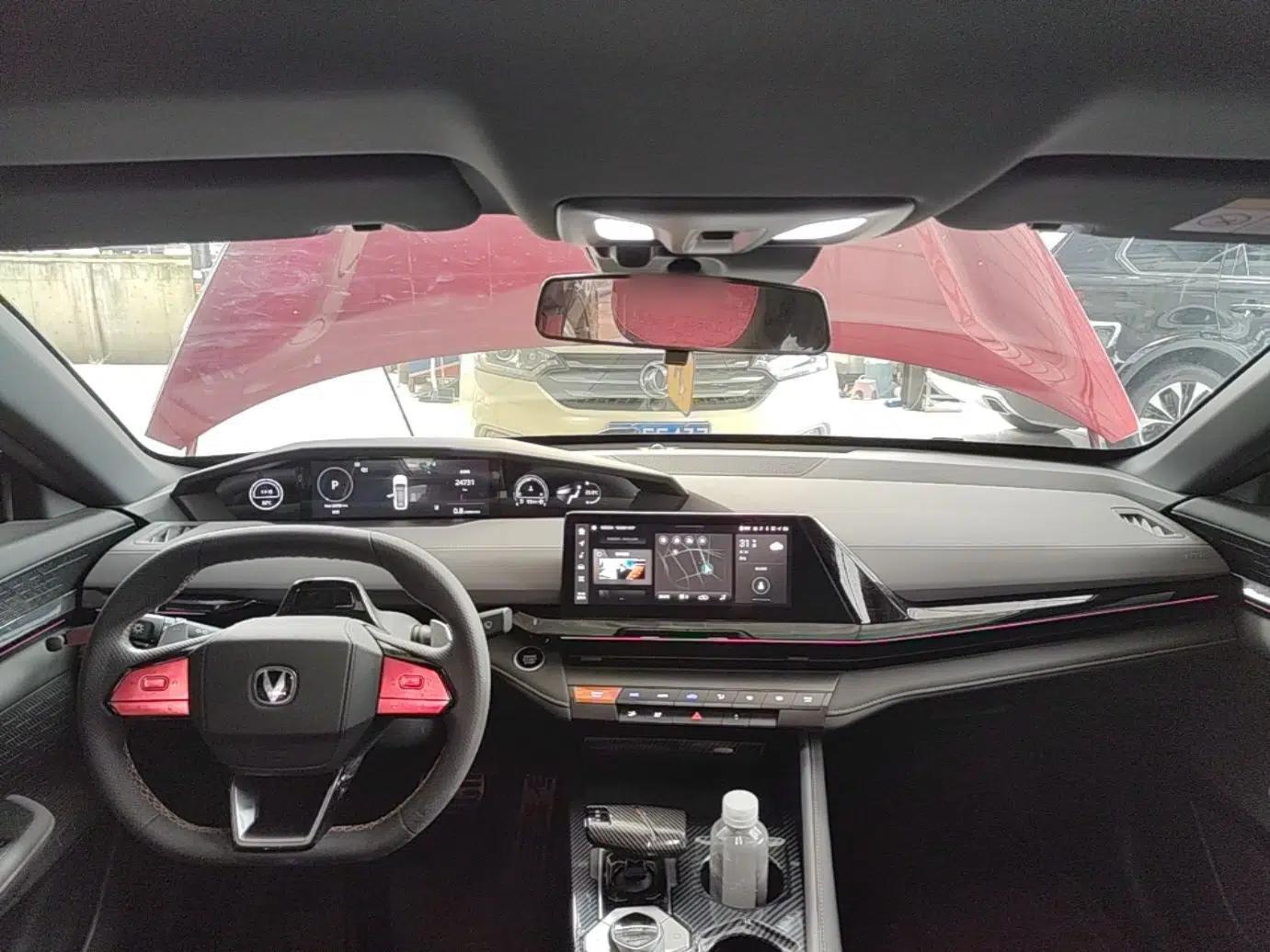 CHANGAN UNI-V 2022 1.5T Prestige Version — миниатюра 12