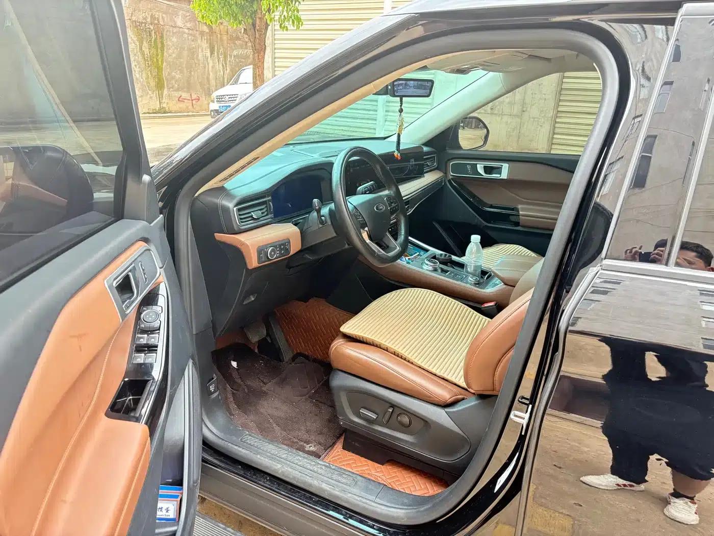 Explorer 2023 EcoBoost 285 4WD Fashion Plus Edition 6-seater — миниатюра 8
