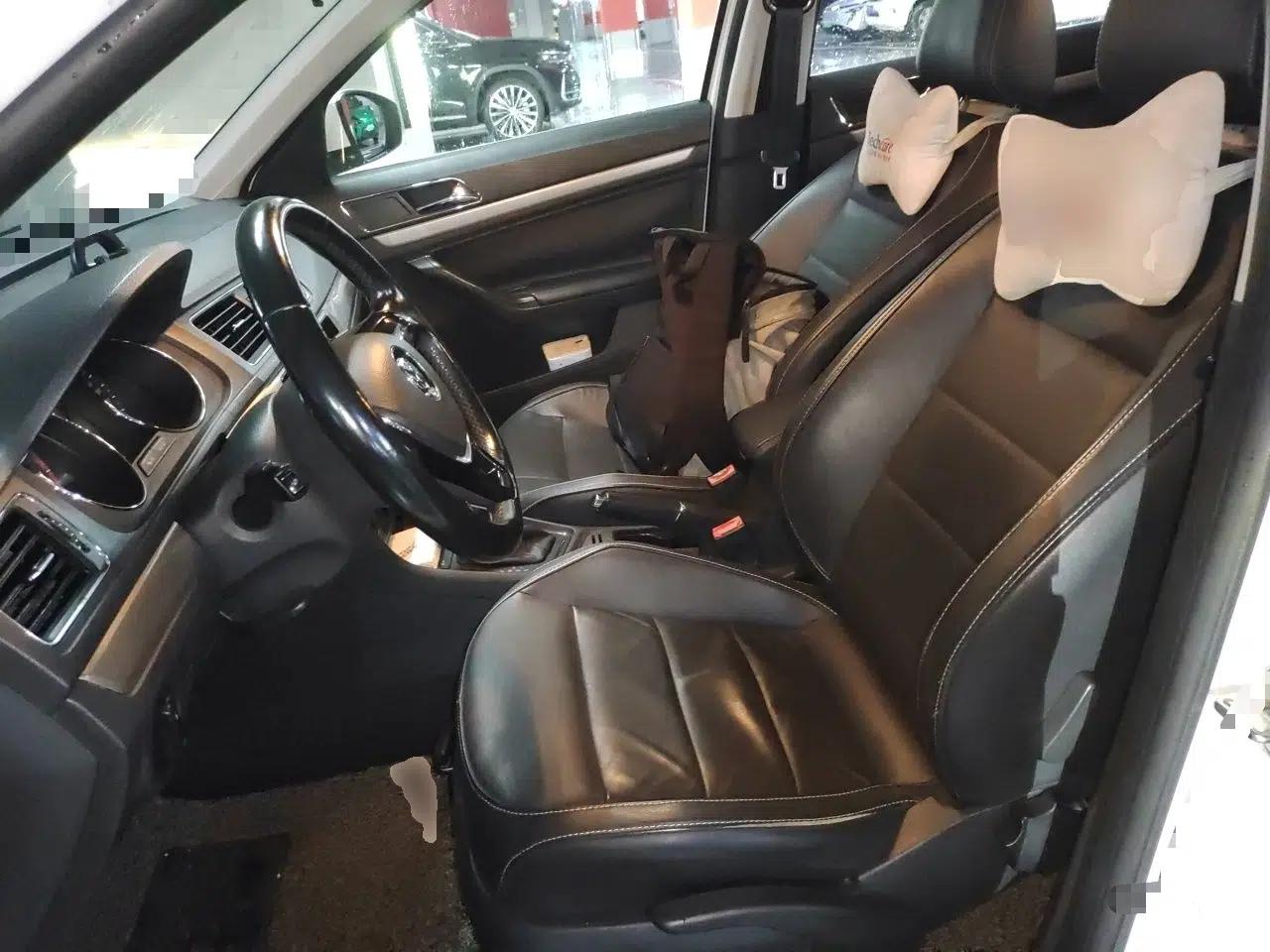 Volkswagen Lavida 2015 230TSI DSG Comfort Edition — миниатюра 15