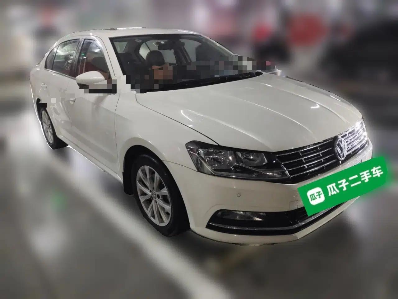Volkswagen Lavida 2015 230TSI DSG Comfort Edition — миниатюра 3