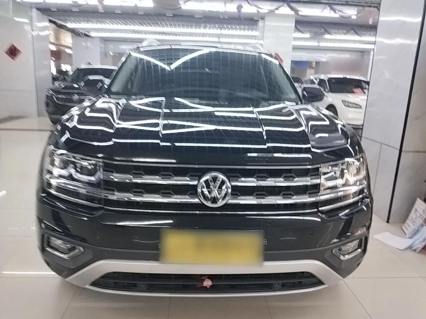 Volkswagen Teramont 2020 330TSI Two-Wheel-Drive Luxury Edition China VI Standard — миниатюра 2