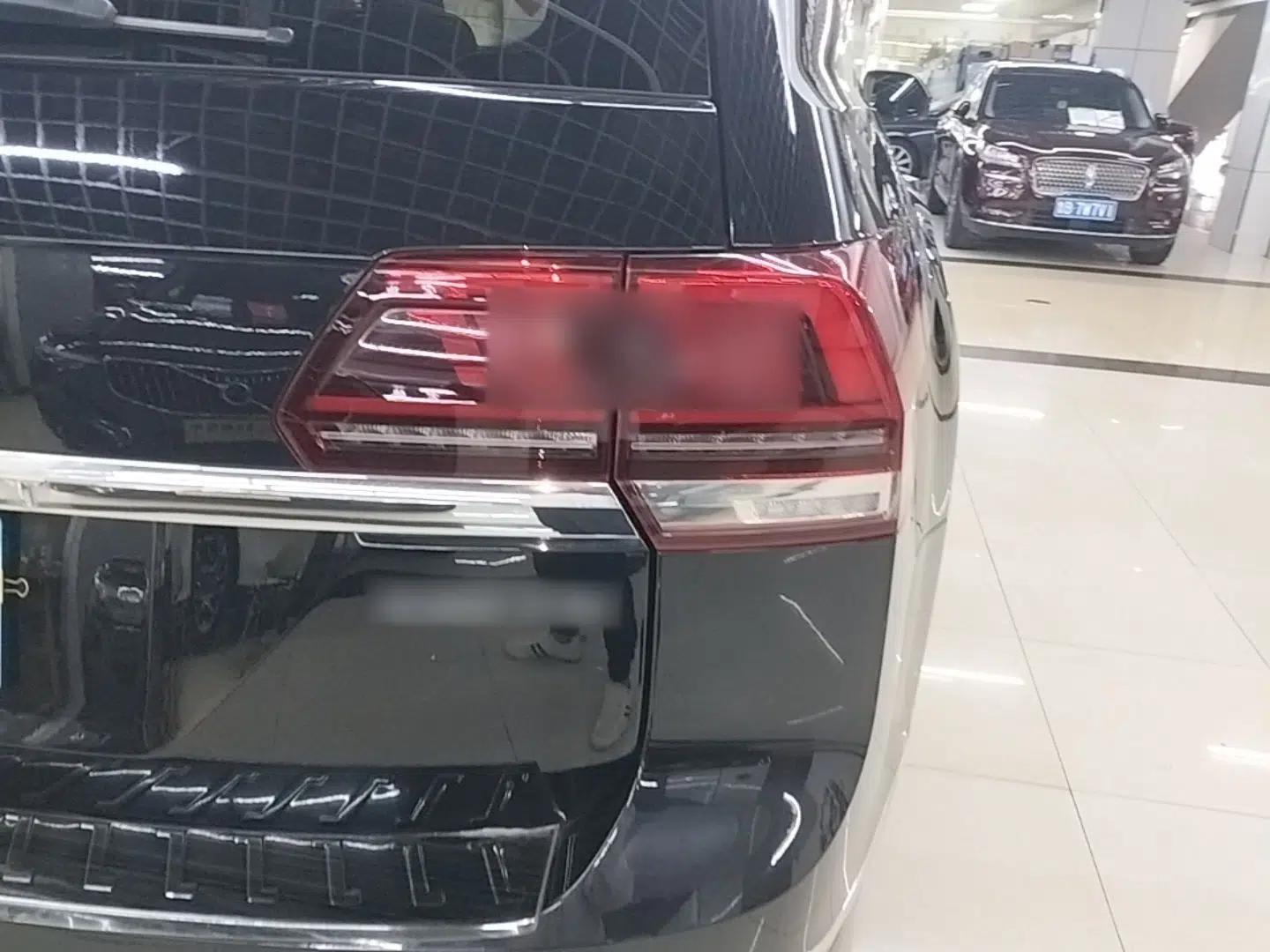 Volkswagen Teramont 2020 330TSI Two-Wheel-Drive Luxury Edition China VI Standard — миниатюра 14