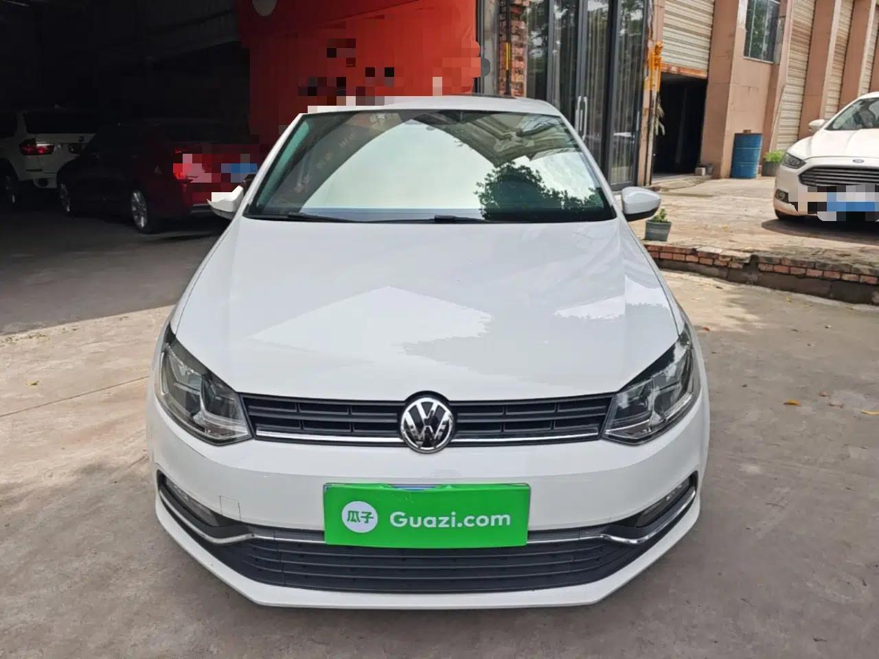 Volkswagen Polo 2016 1.6L Automatic Comfort Model — миниатюра 2