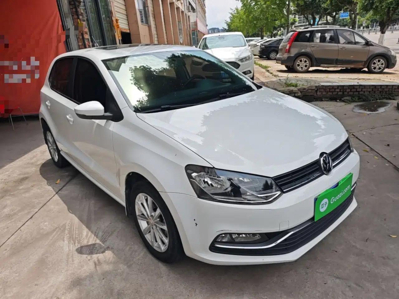 Volkswagen Polo 2016 1.6L Automatic Comfort Model — миниатюра 3