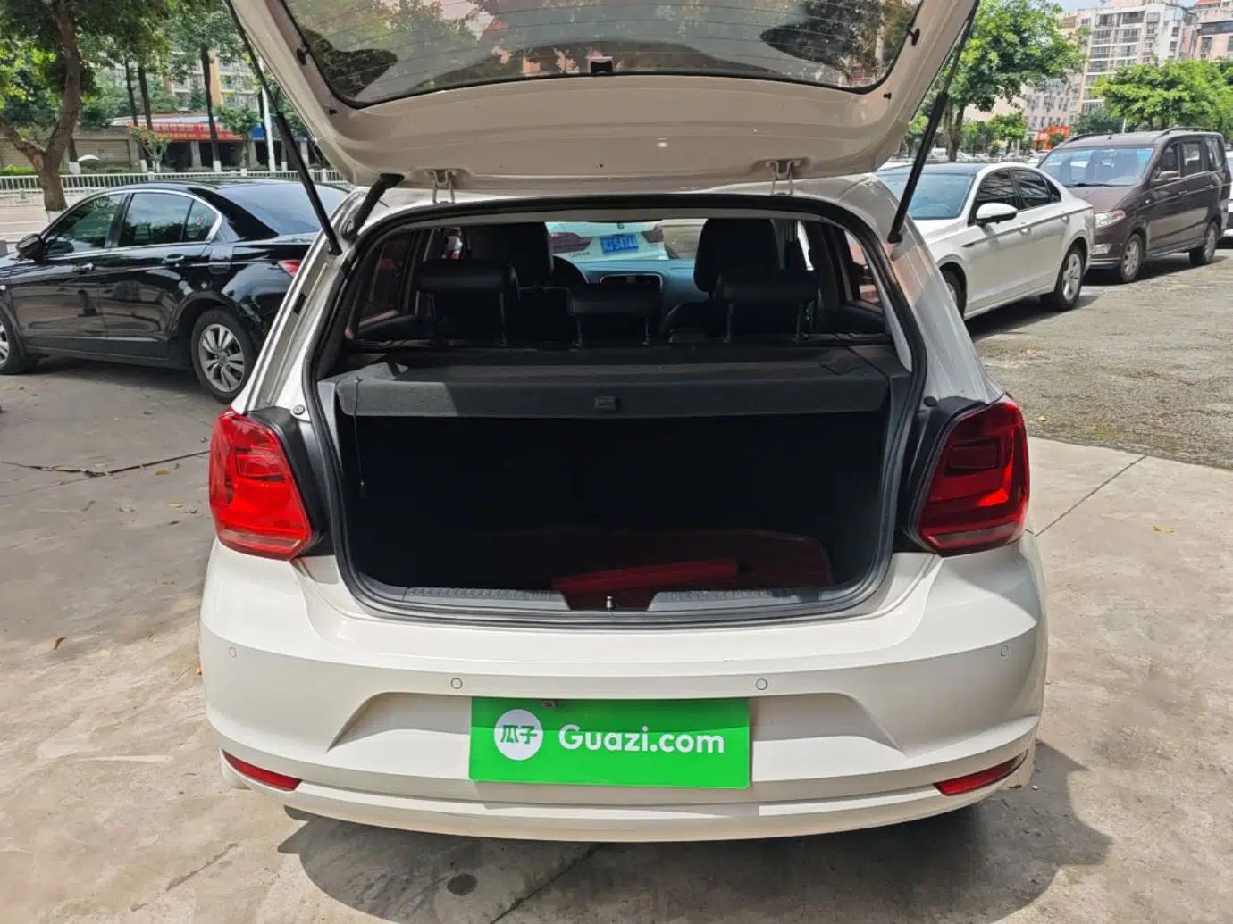 Volkswagen Polo 2016 1.6L Automatic Comfort Model — миниатюра 22
