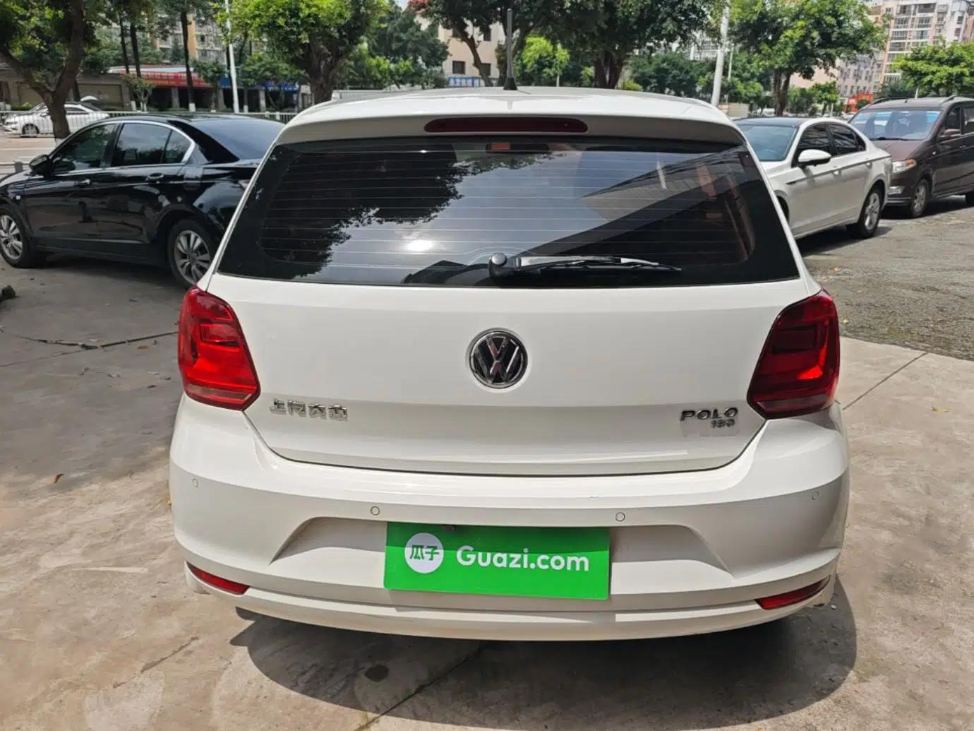 Volkswagen Polo 2016 1.6L Automatic Comfort Model — миниатюра 5