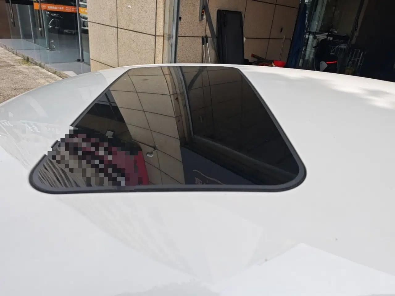 Volkswagen Polo 2016 1.6L Automatic Comfort Model — миниатюра 7