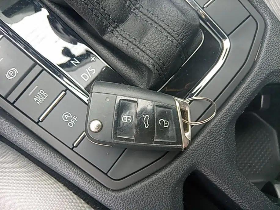 Volkswagen Bora 2024 200TSI DSG Comfort Edition — миниатюра 28