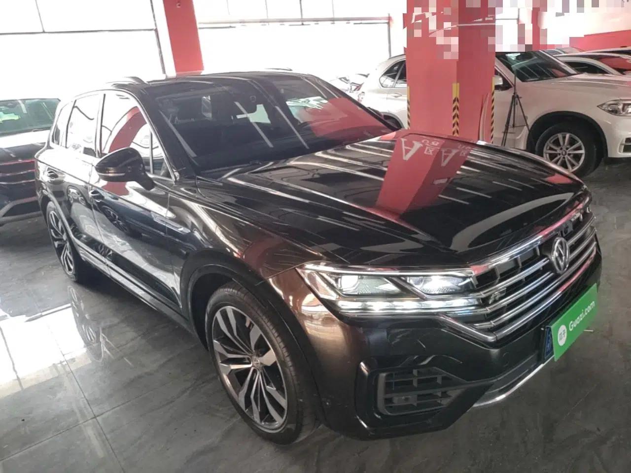 Volkswagen Touareg 2019 3.0 TSI Prestige Version China VI Standard — миниатюра 3