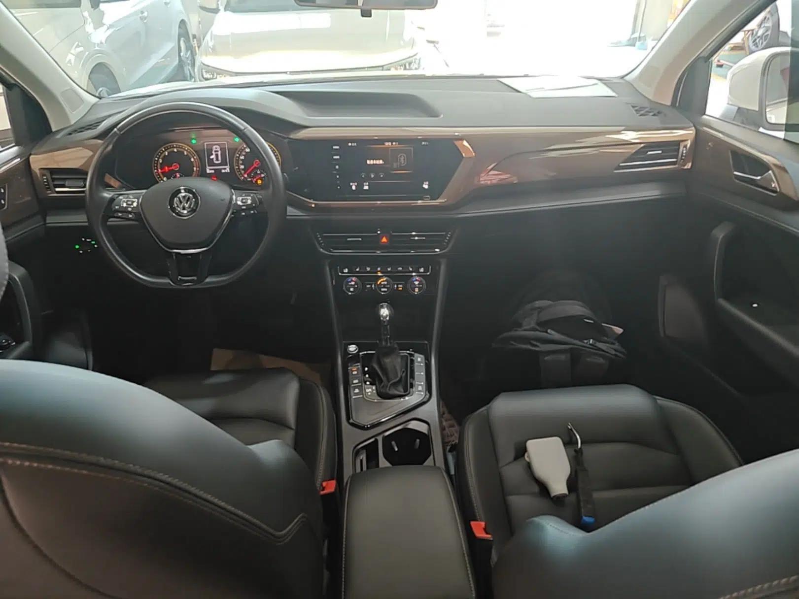 Volkswagen Tharu 2019 280TSI Two-Wheel Drive Luxury Version China VI Standard — миниатюра 12
