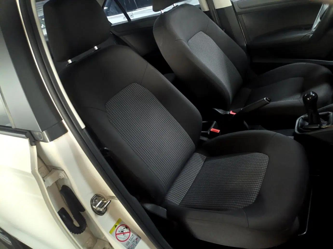 Volkswagen Santana 2016 1.4L Manual Fashion Edition — миниатюра 19