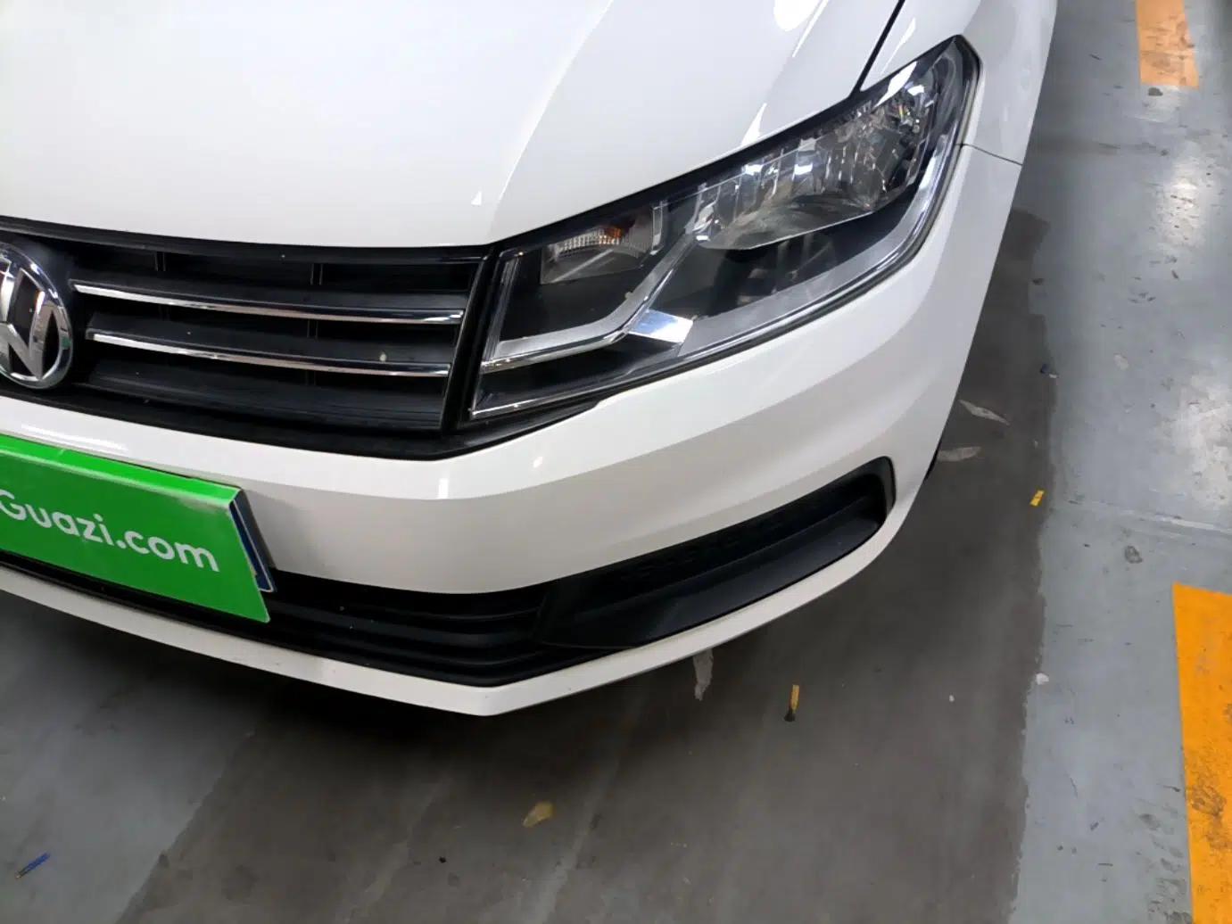 Volkswagen Santana 2016 1.4L Manual Fashion Edition — миниатюра 8