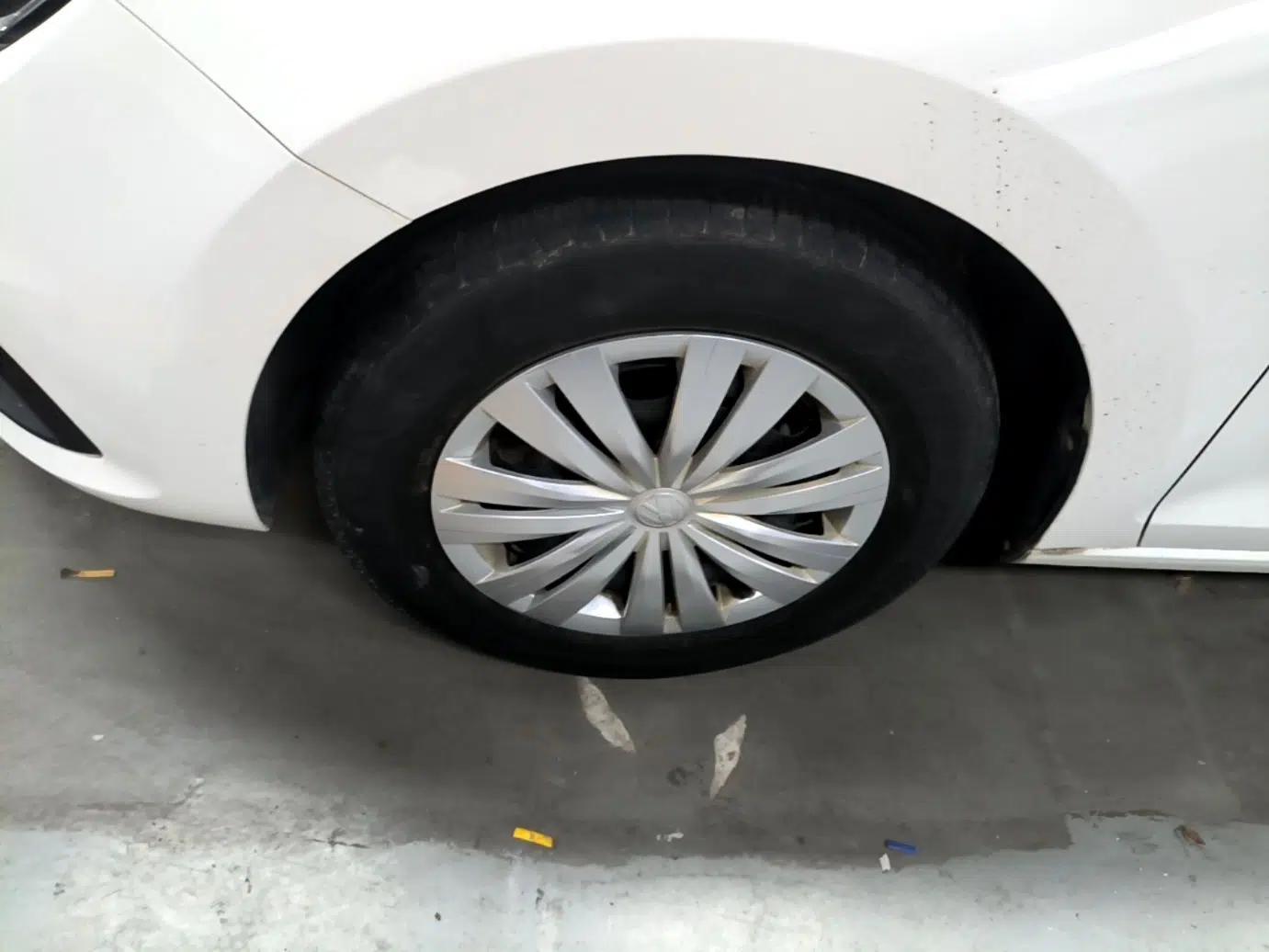 Volkswagen Santana 2016 1.4L Manual Fashion Edition — миниатюра 10