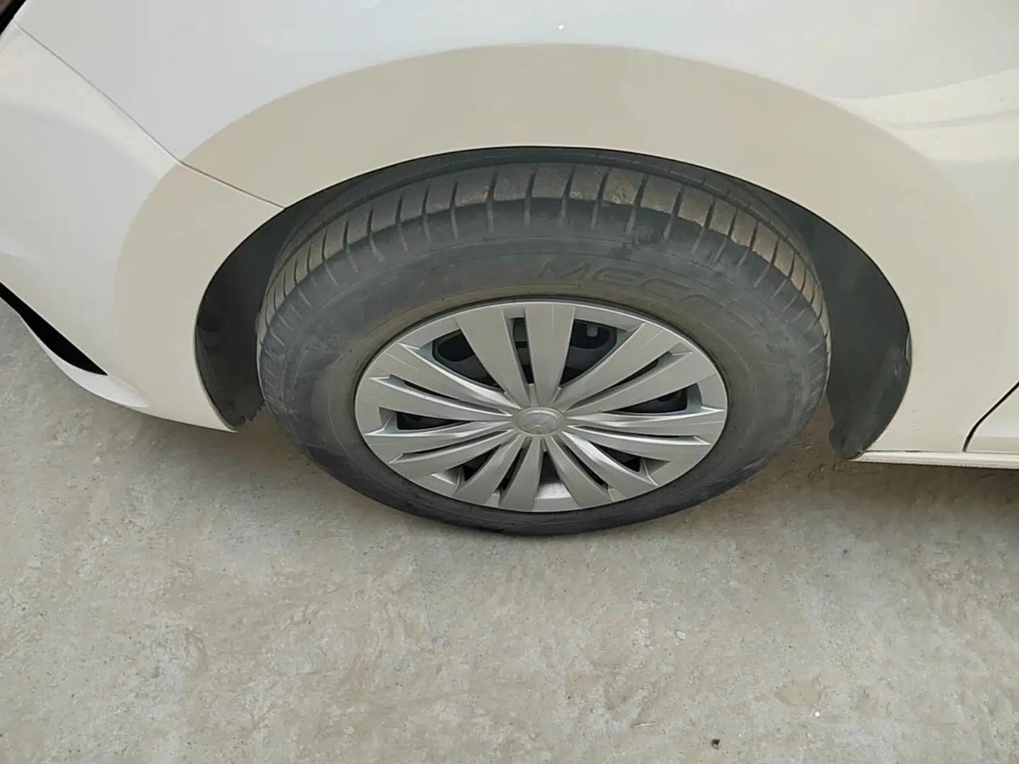 Volkswagen Santana 2021 1.5L Manual Fashion Edition — миниатюра 10