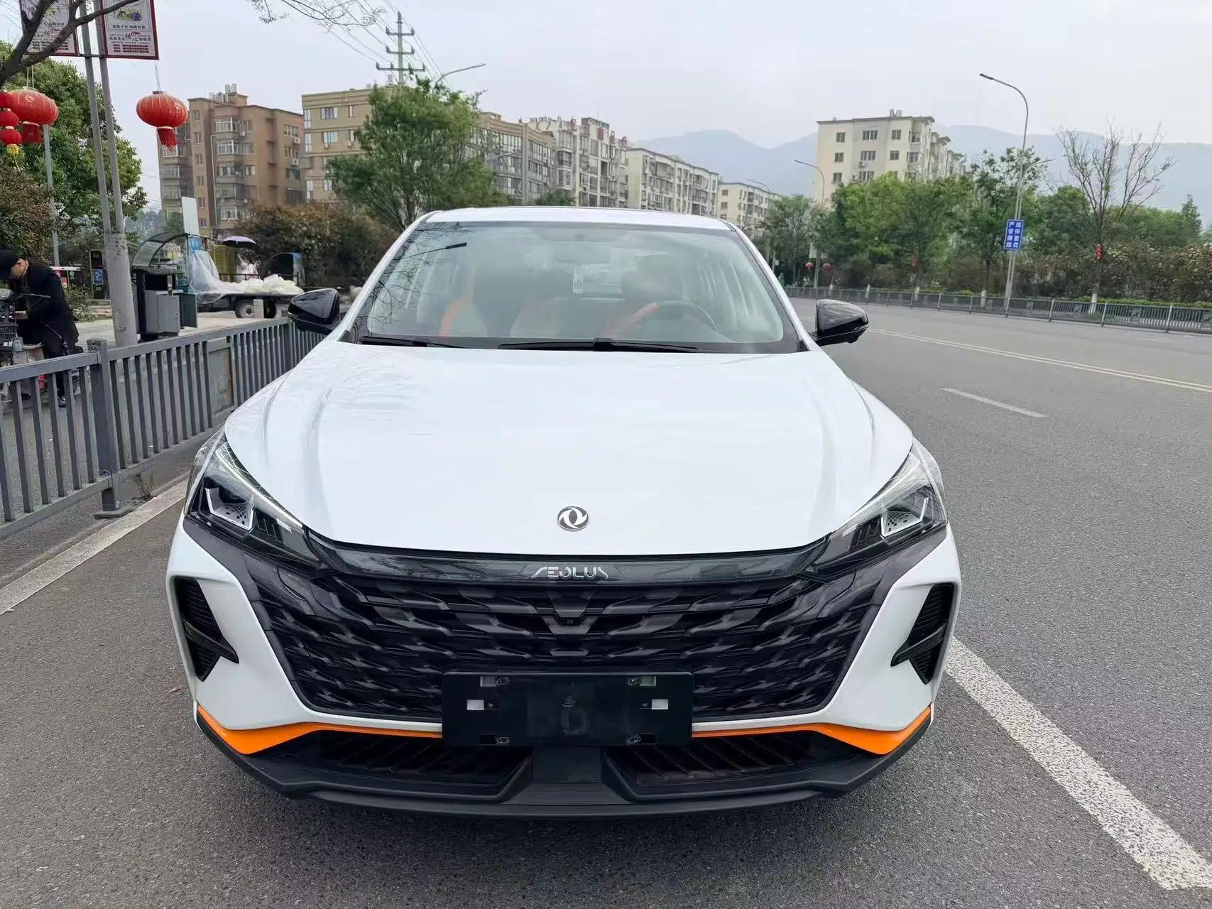 Dongfeng Aeolus Yixuan 2023 Mach Edition 1.5L Automatic Chasing Shadow Version — миниатюра 3