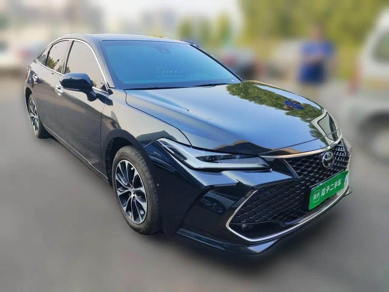 Toyota Avalon 2023 2.5L Luxury Edition — миниатюра 3