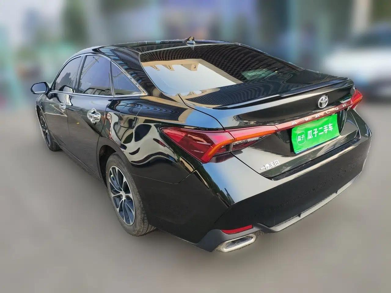 Toyota Avalon 2023 2.5L Luxury Edition — миниатюра 4
