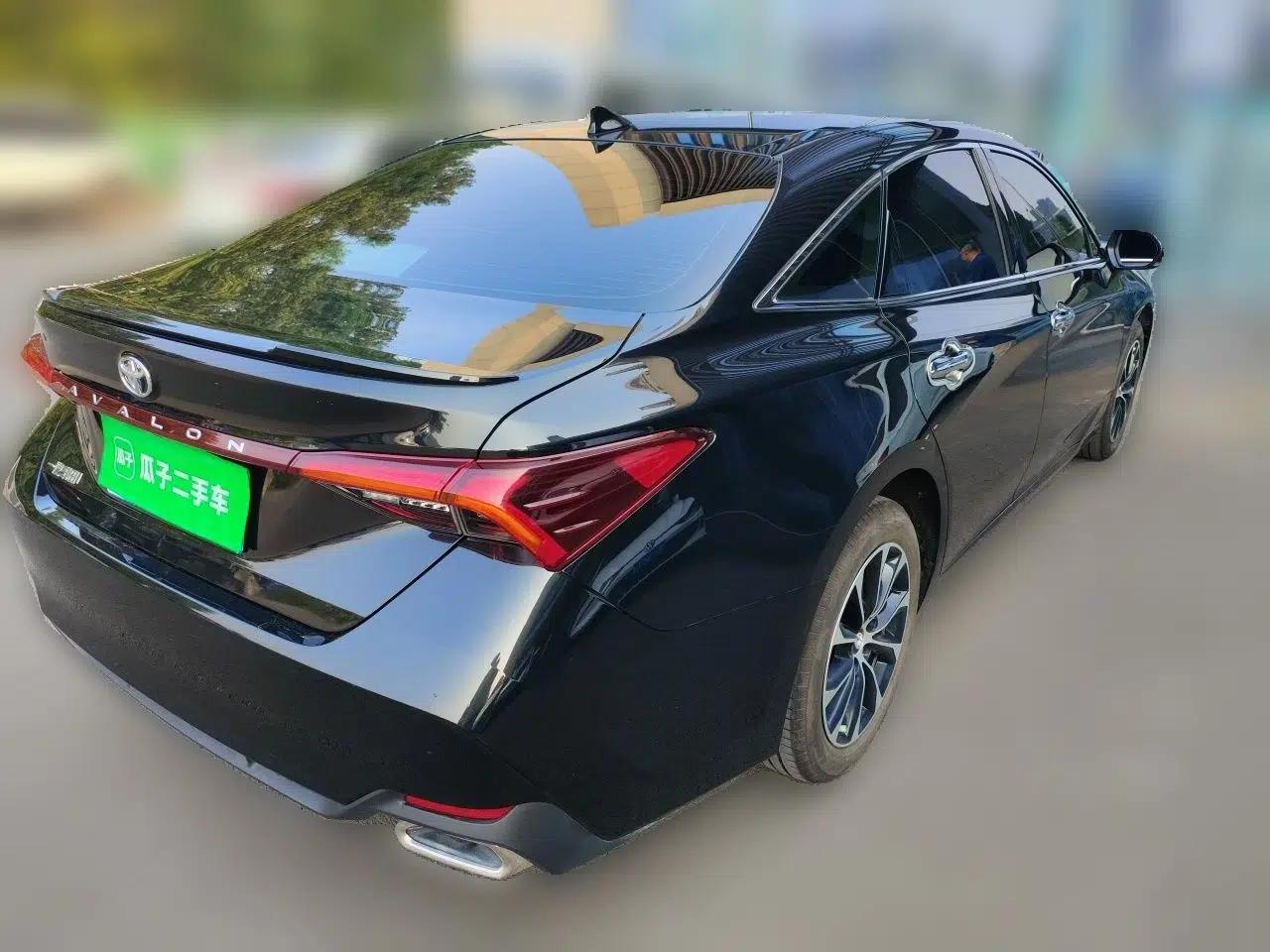 Toyota Avalon 2023 2.5L Luxury Edition — миниатюра 6