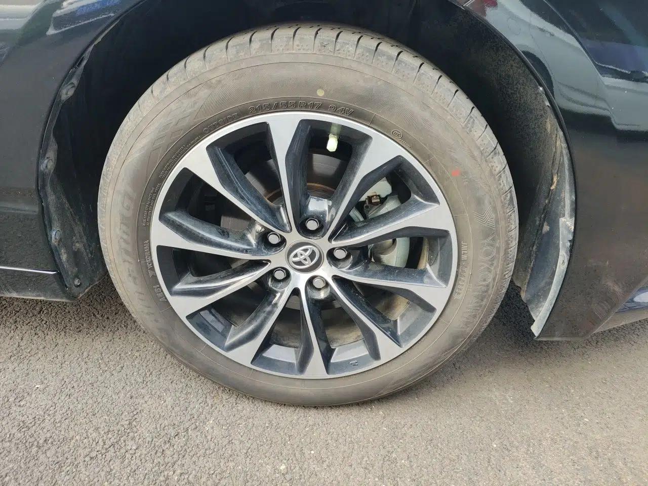 Toyota Avalon 2023 2.5L Luxury Edition — миниатюра 8