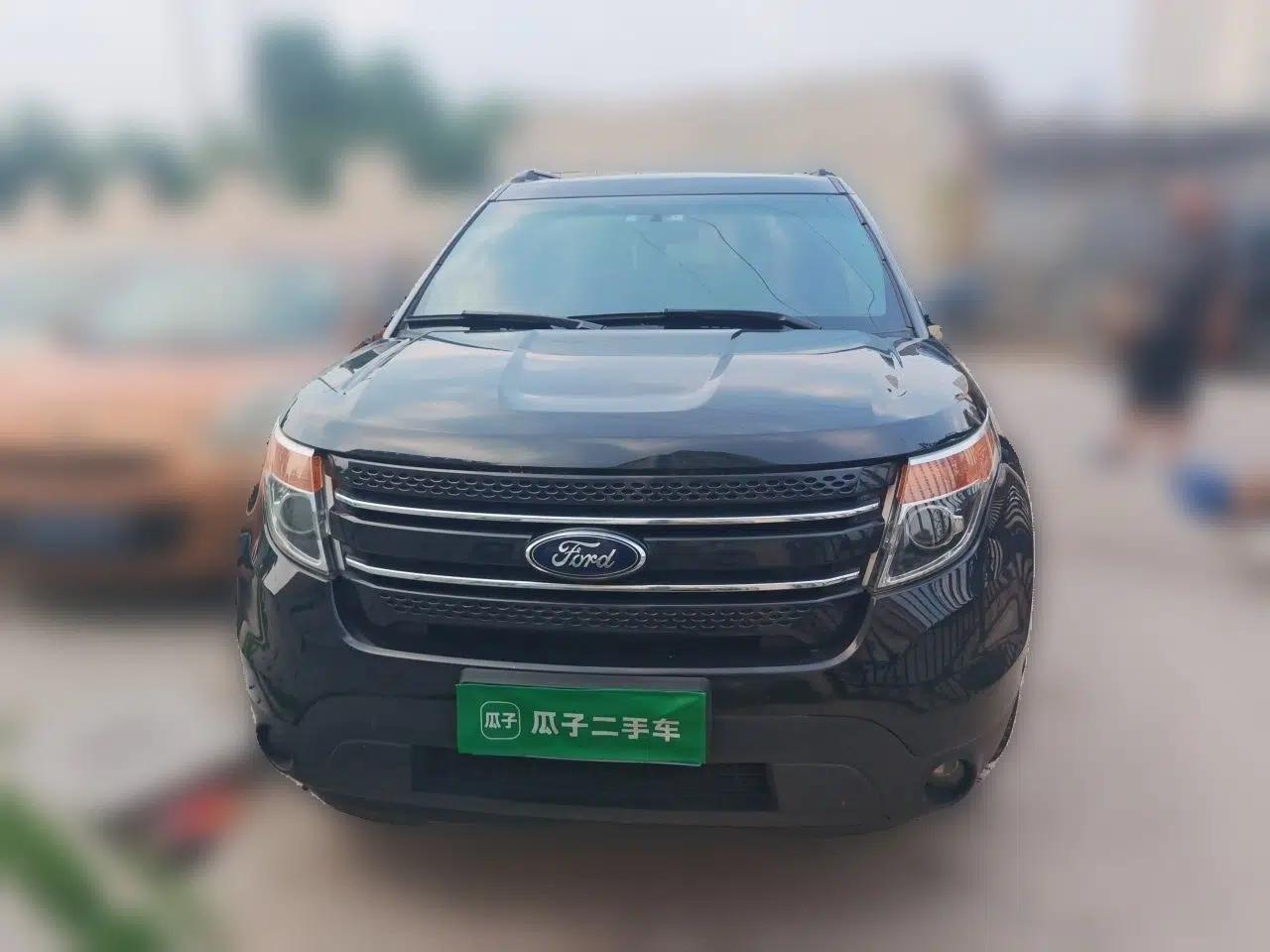 Ford Explorer 2013 3.5L Deluxe Model — миниатюра 2