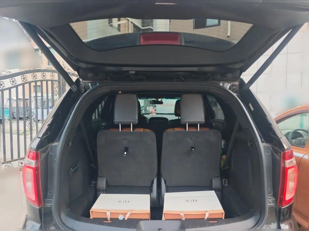 Ford Explorer 2013 3.5L Deluxe Model — миниатюра 19
