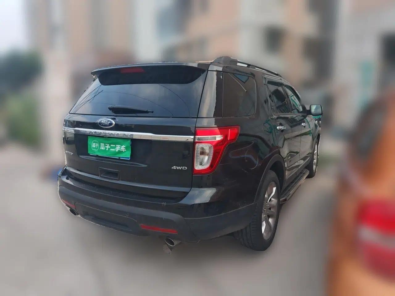 Ford Explorer 2013 3.5L Deluxe Model — миниатюра 6
