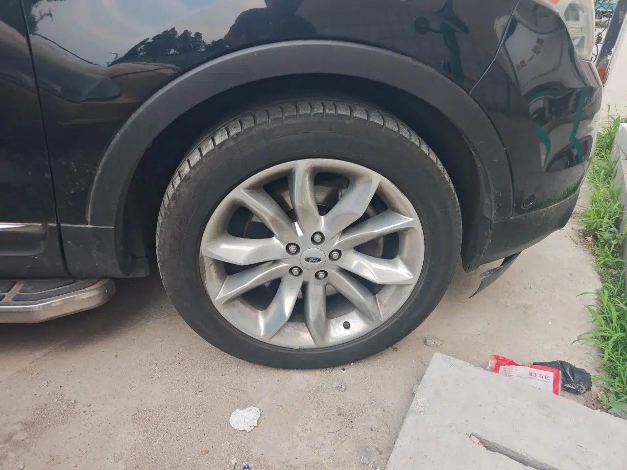 Ford Explorer 2013 3.5L Deluxe Model — миниатюра 8