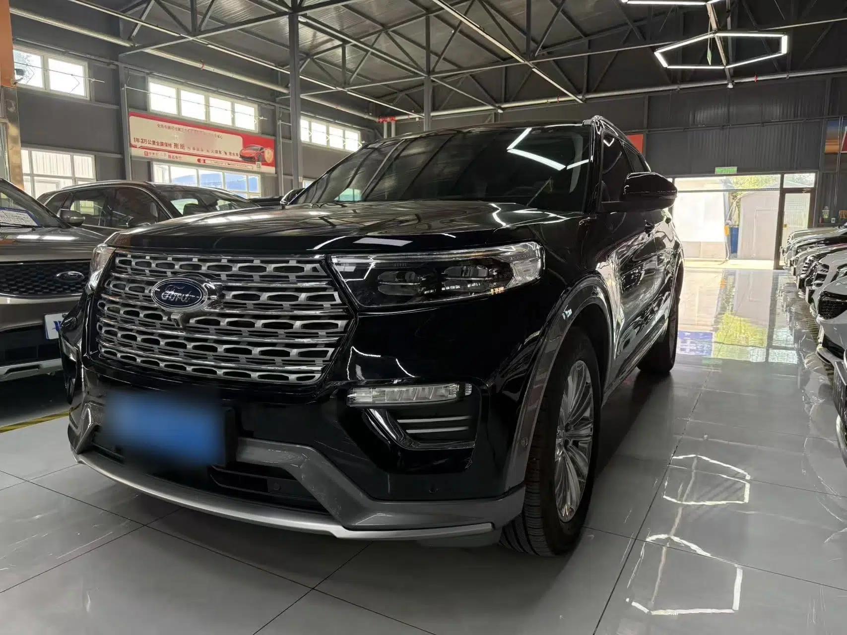 Ford Explorer 2020 EcoBoost 285 4x4 Titanium Edition 6 Seats — миниатюра 1