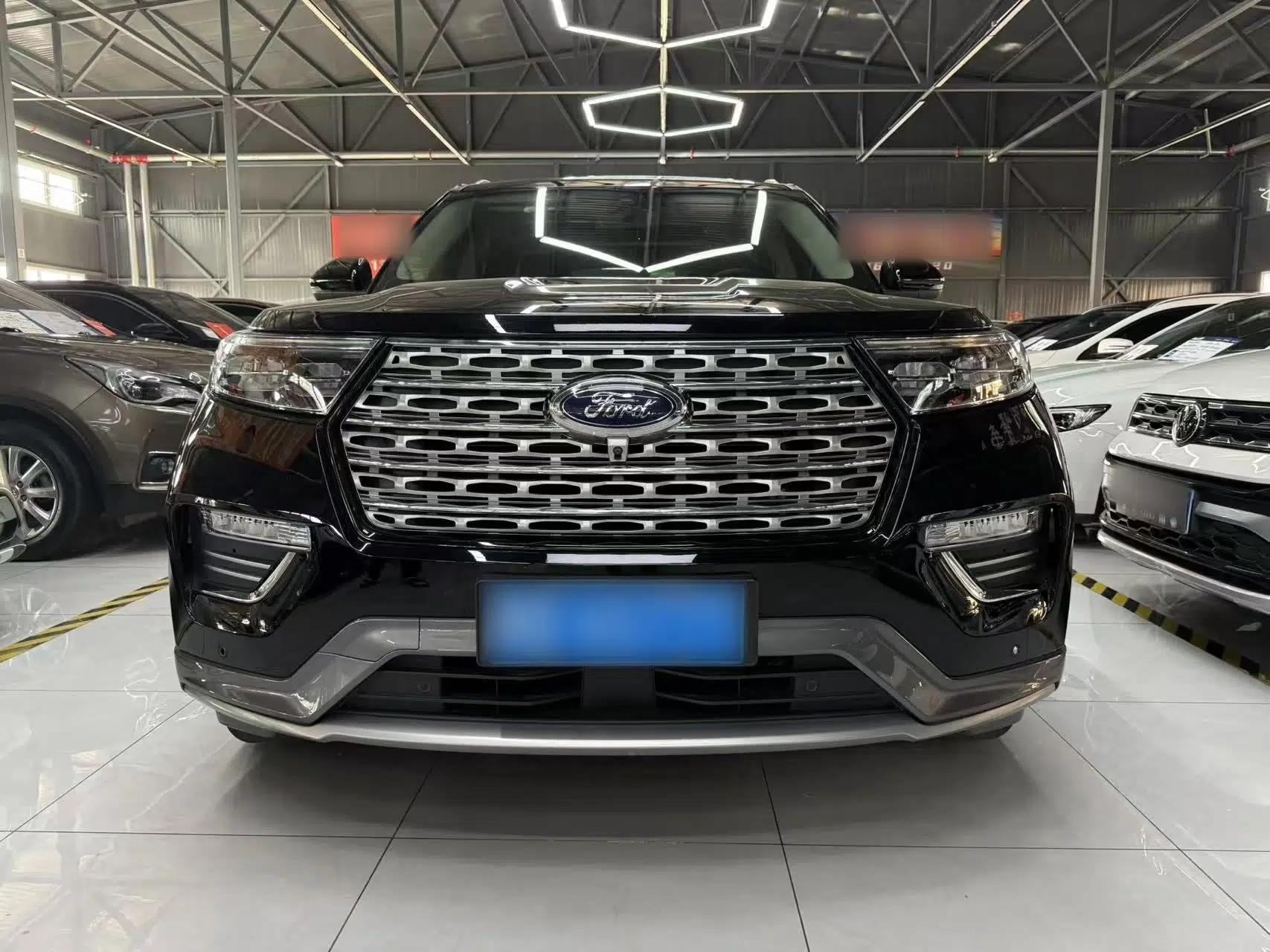 Ford Explorer 2020 EcoBoost 285 4x4 Titanium Edition 6 Seats — миниатюра 5