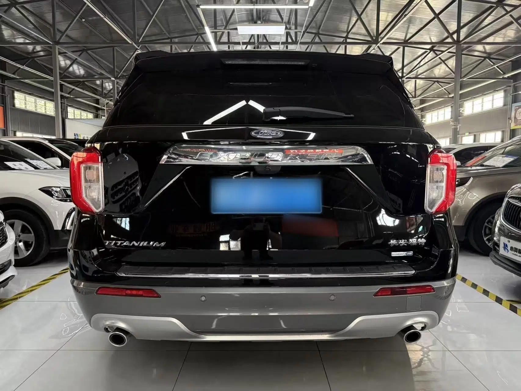 Ford Explorer 2020 EcoBoost 285 4x4 Titanium Edition 6 Seats — миниатюра 6