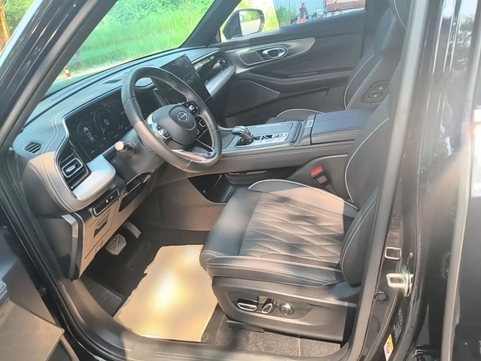 GAC Trumpchi GS8 2022 LINGHANG Series 2.0 TGDI Two-Wheel-Drive Luxury Edition (7 Seats) — миниатюра 22