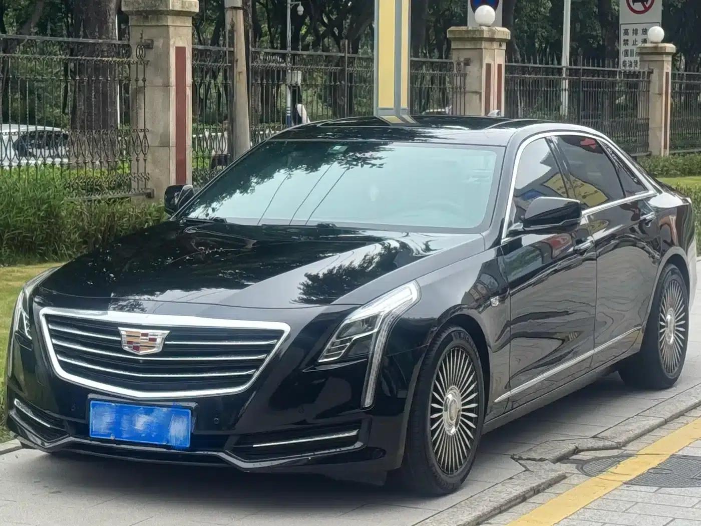 2017 Cadillac CT6 28T Luxury — миниатюра 1