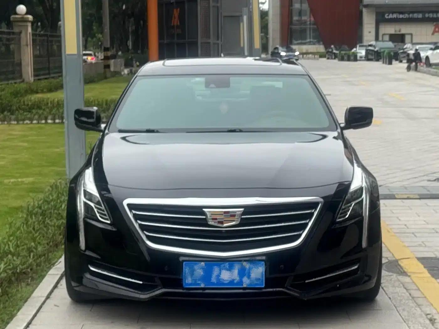 2017 Cadillac CT6 28T Luxury — миниатюра 2
