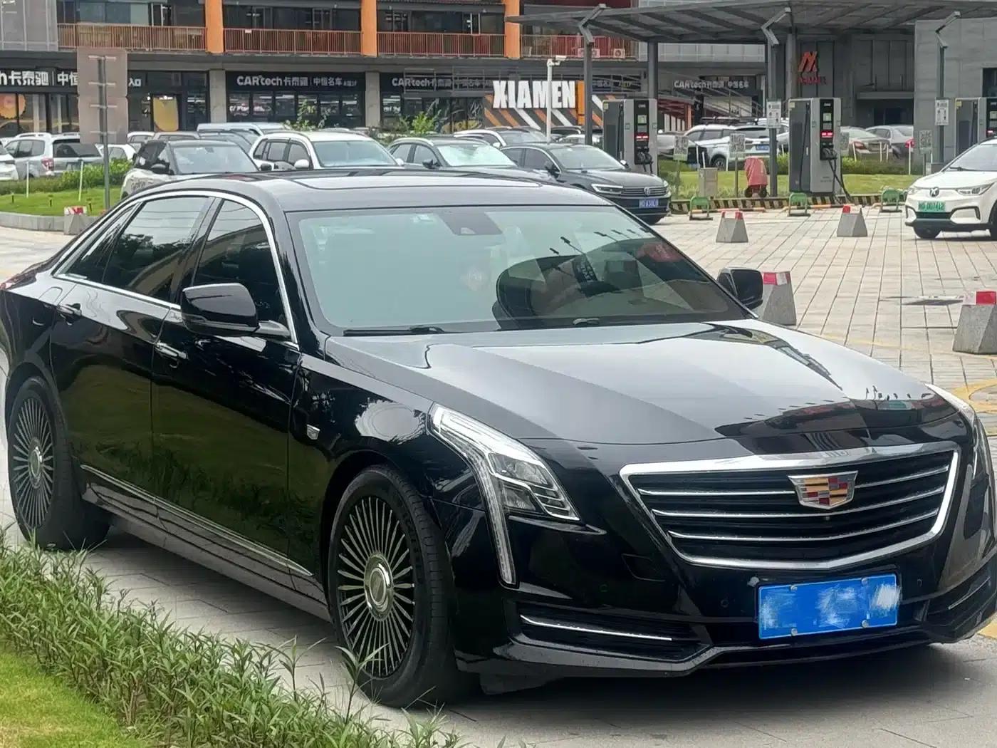 2017 Cadillac CT6 28T Luxury — миниатюра 3