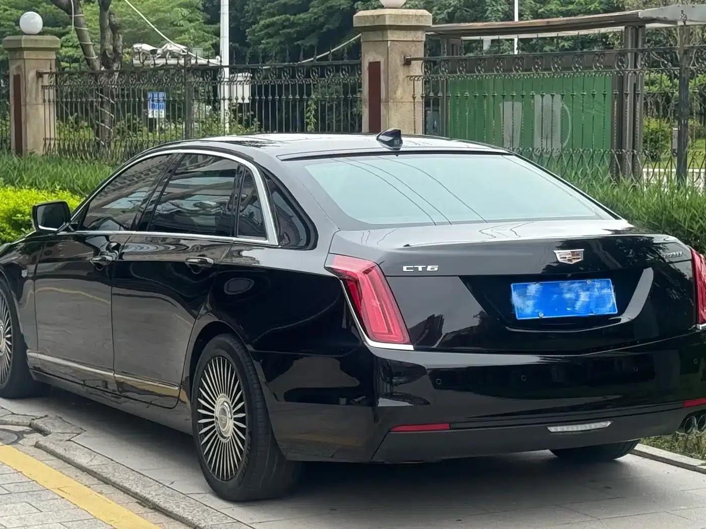 2017 Cadillac CT6 28T Luxury — миниатюра 6