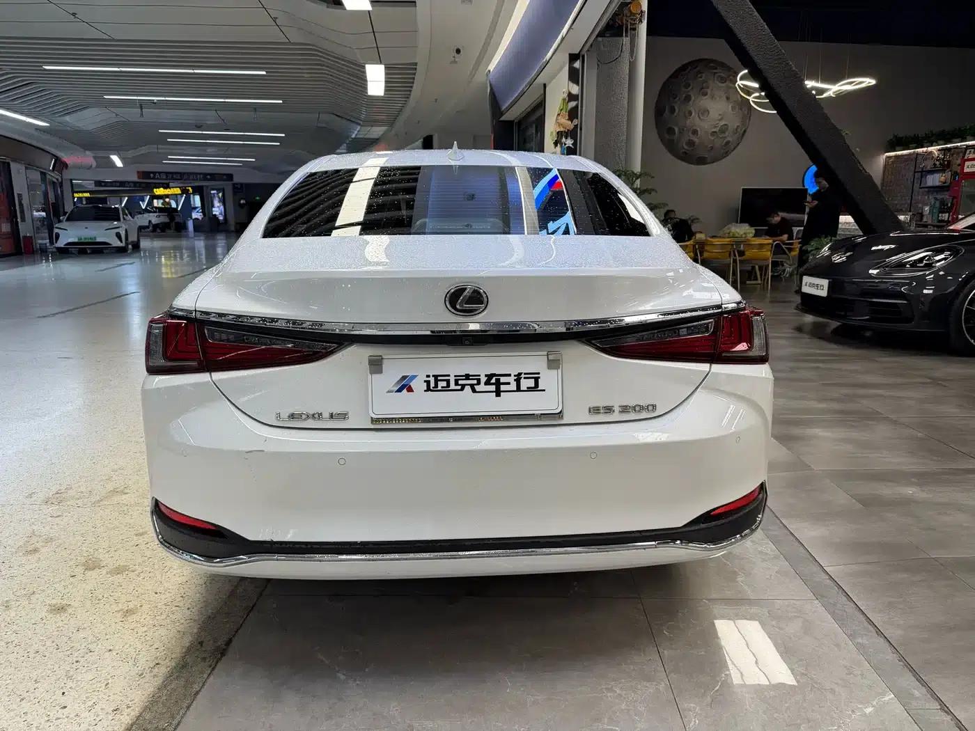 Lexus ES 2020 200 Excellence Edition — миниатюра 7