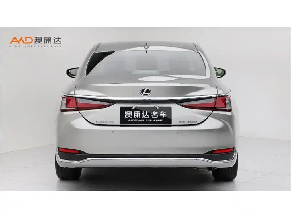 Lexus ES200/2.0/2023/Premium Edition — миниатюра 4