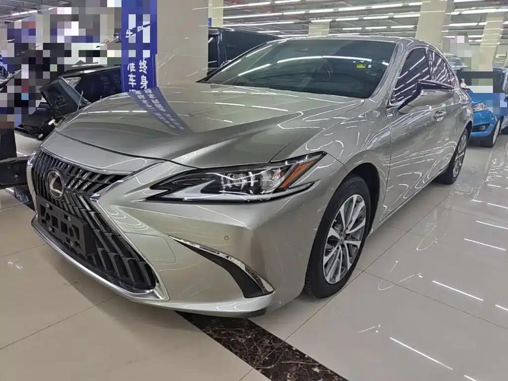 Lexus ES 2022 200 Premium Edition — миниатюра 1