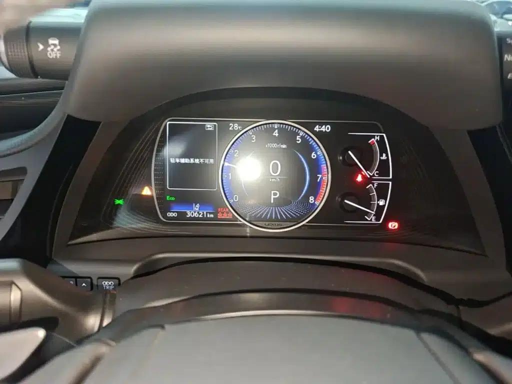 Lexus ES 2022 200 Premium Edition — миниатюра 12