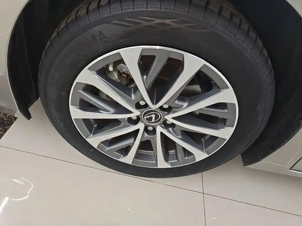 Lexus ES 2022 200 Premium Edition — миниатюра 23