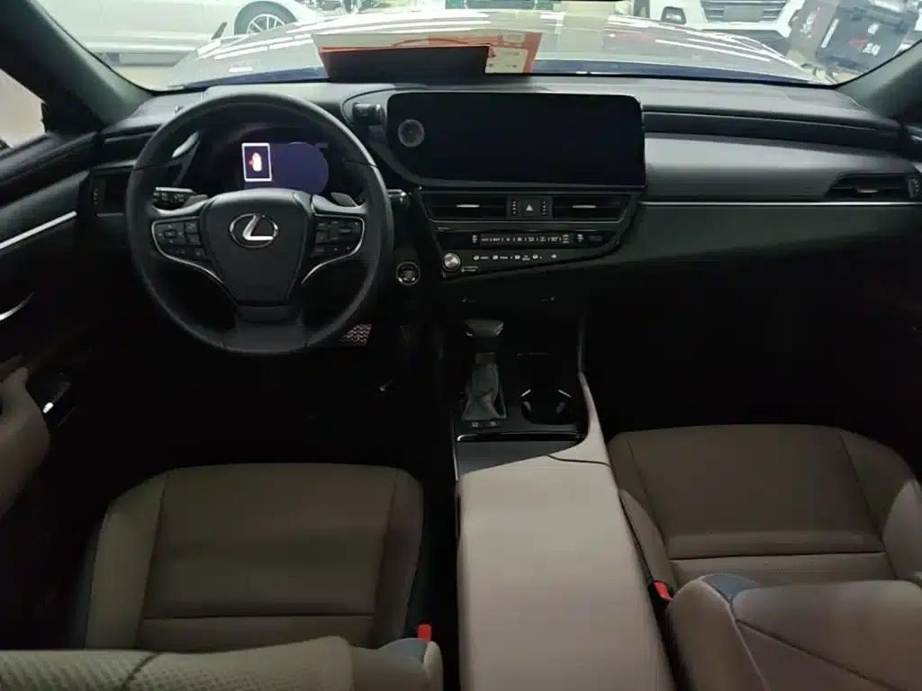 Lexus ES 2022 200 Premium Edition — миниатюра 10