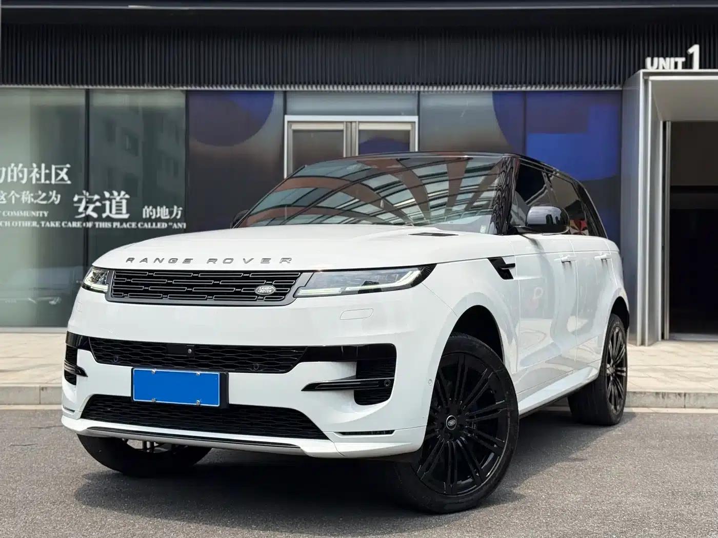 2023 Range Rover Sport 400PS Dynamic SE — миниатюра 1