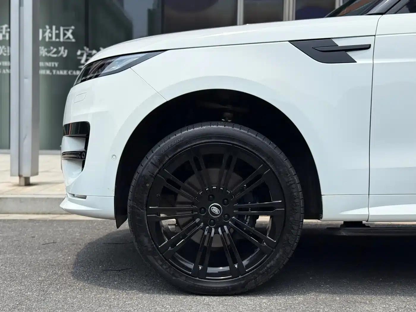 2023 Range Rover Sport 400PS Dynamic SE — миниатюра 5
