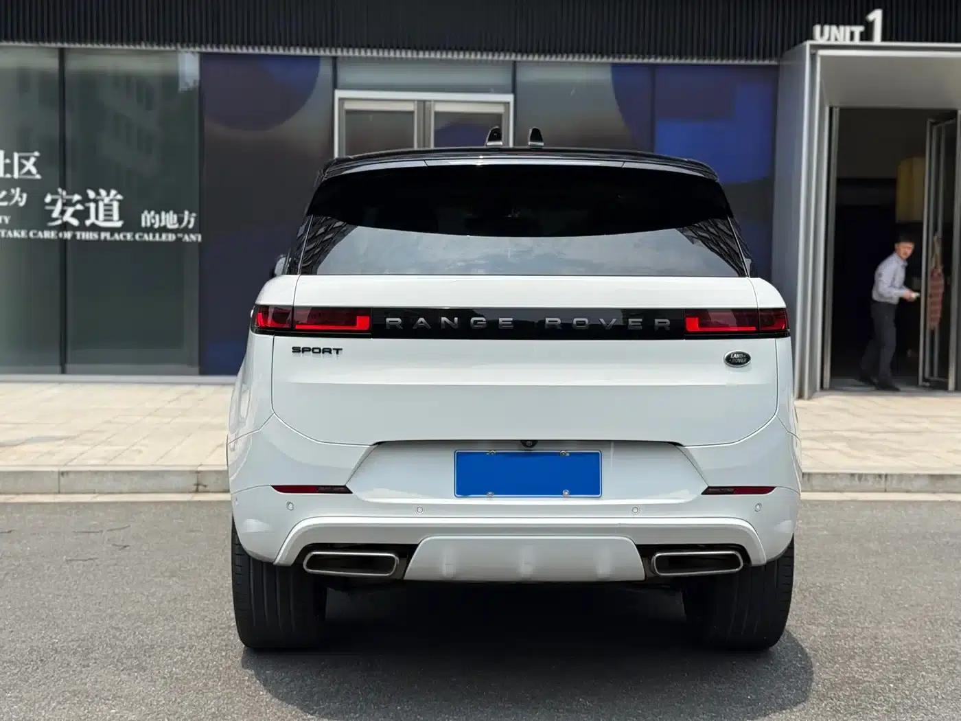 2023 Range Rover Sport 400PS Dynamic SE — миниатюра 6
