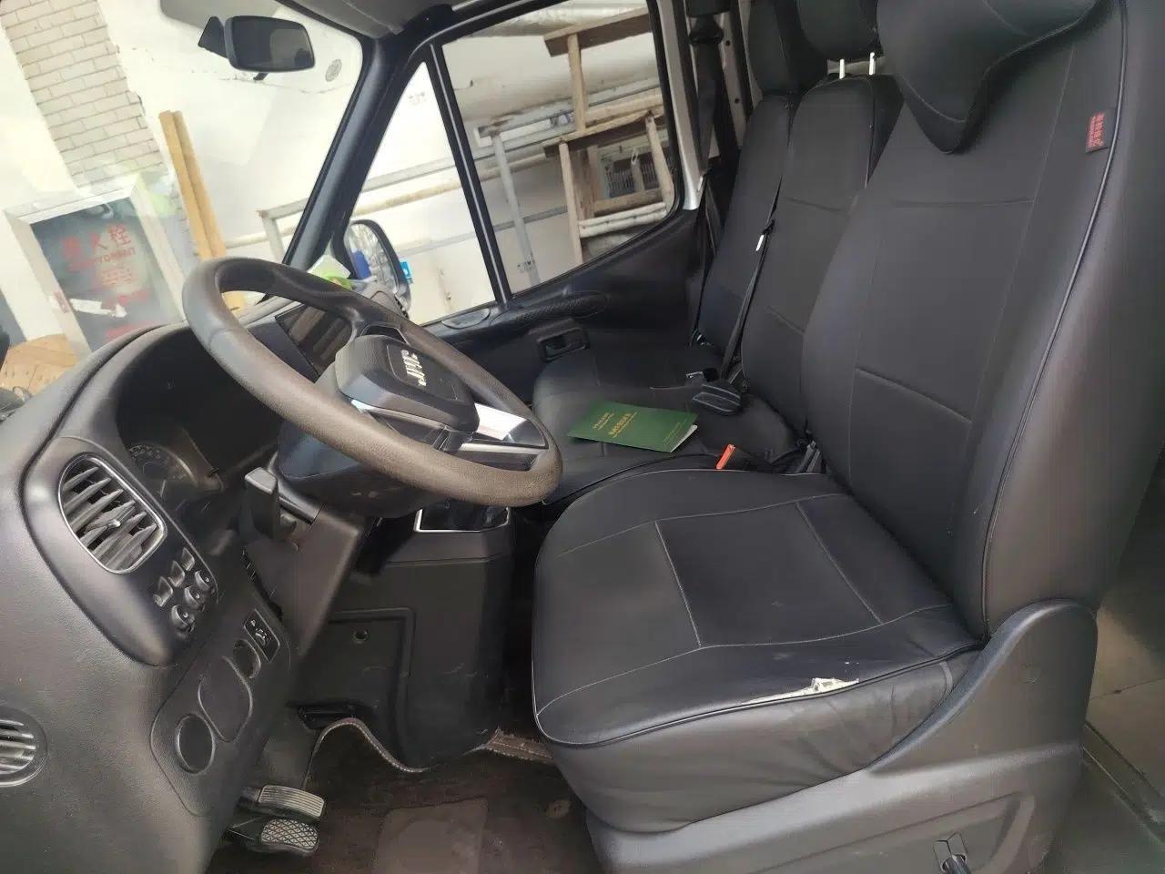 JMC Transit 2021 2.8T Space King Standard Version Short Wheelbase Mid-Height Roof 6-Seater Diesel Euro VI JX493 — миниатюра 15