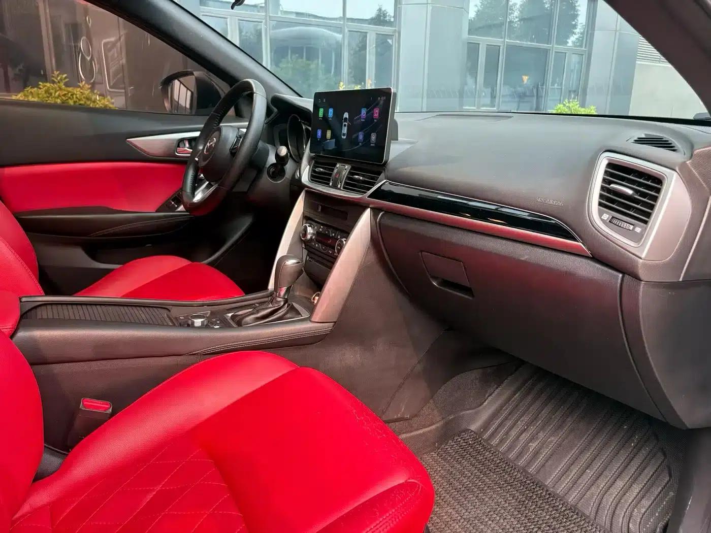 Mazda CX-4 2018 2.0L Automatic 2WD Blue Sky Premium Edition — миниатюра 6