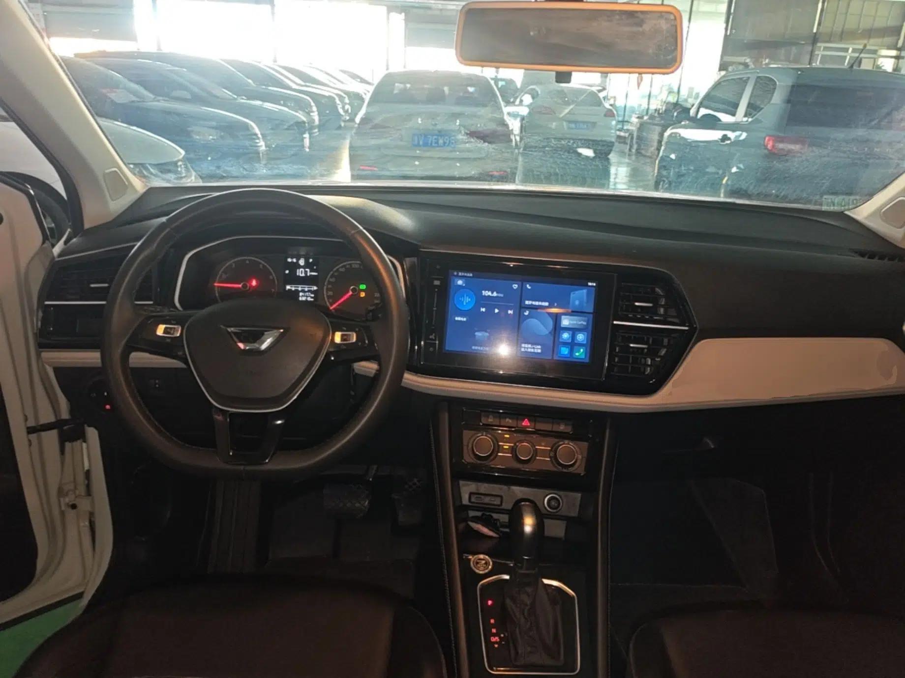Jetta VS5 2023 280TSI Automatic Enjoyment Model — миниатюра 12