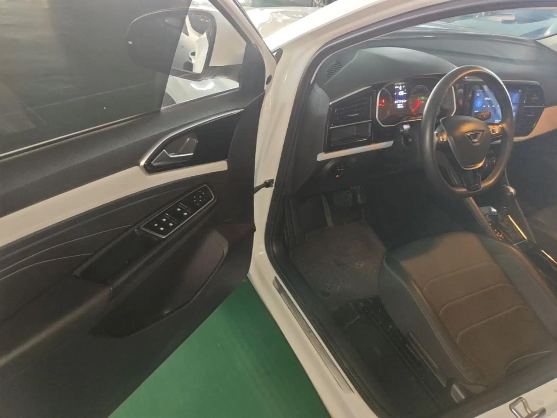 Jetta VS5 2023 280TSI Automatic Enjoyment Model — миниатюра 18